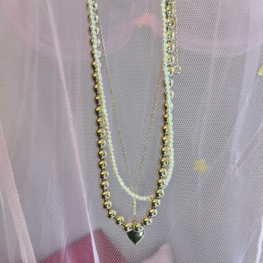 ✨ J.Crew Layered Pearl & Gold Bead Necklace – NWT – Heart Charm ✨